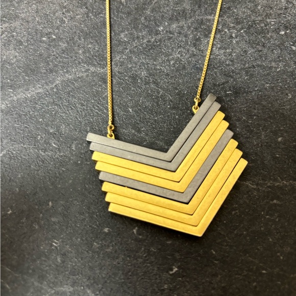 Madewell arrow stack necklace - Picture 3 of 3